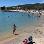 Apartment T3 Le Cocon Mediterraneen, Et Parking Prive La Ciotat