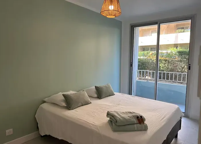 Διαμέρισμα T3 Le Cocon Mediterraneen, Et Parking Prive