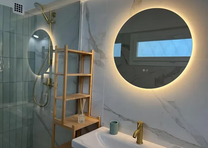 T3 Le Cocon Mediterraneen, Et Parking Prive Λα Σιοτά