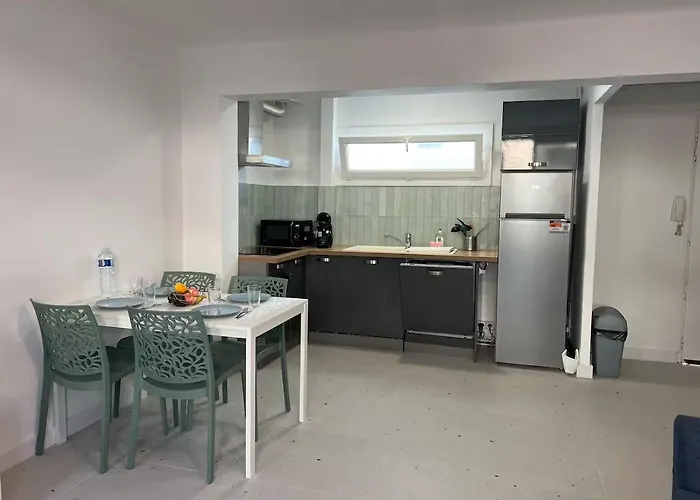 Lägenhet T3 Le Cocon Mediterraneen, Et Parking Prive La Ciotat